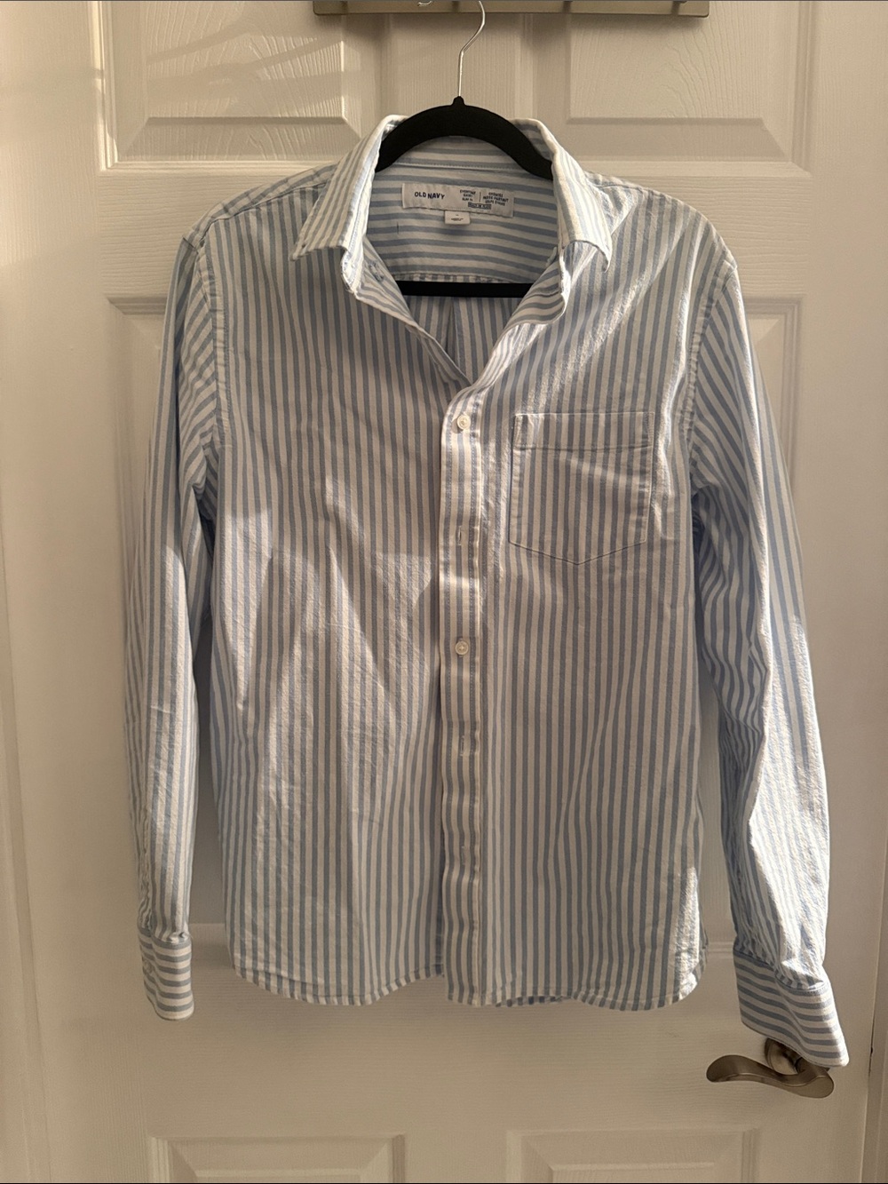 Old Navy Men’s Blue and White Vertical Stripe Button-Down Shirt